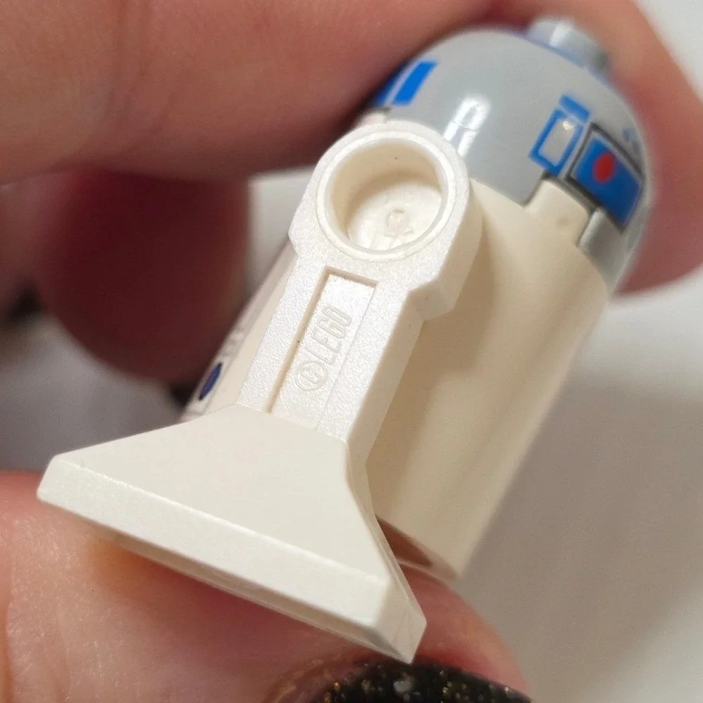 Lego this r2